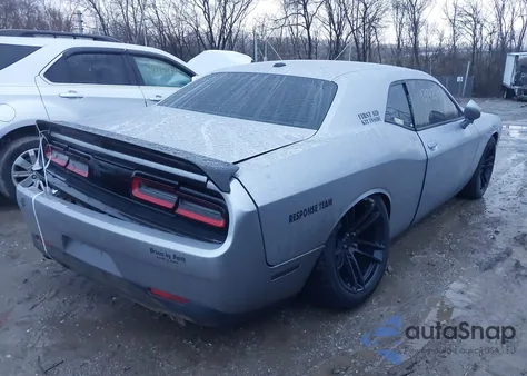 2016 Dodge Challenger Sxt z USA, uszkodzony, nr VIN 2C3CDZAG9GH344678